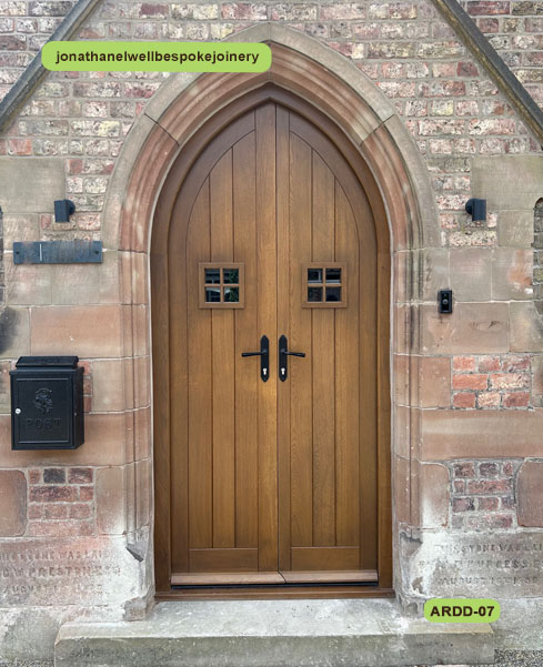 arched double doors oak bespoke