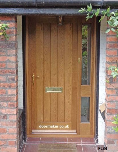 oak cottage door with sidelight